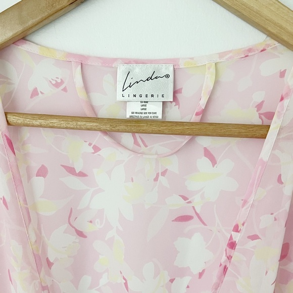 ✨90’s VINTAGE✨ ‘Linda Lingerie’ Dressing Robe - Picture 2 of 4